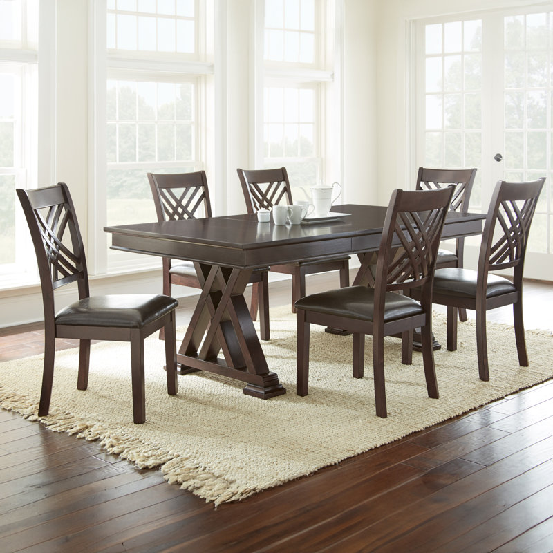 Earlville Extendable Dining Set, 7 Pieces: Table, 6 Chairs 