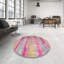 Tapis rose/vert contemporain-221796489