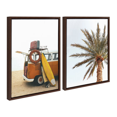 «Surf Van Beach and One Palm Tree in Paradise» par The Creative Bunch Studio, ensemble d'art mural sur toile encadrée
