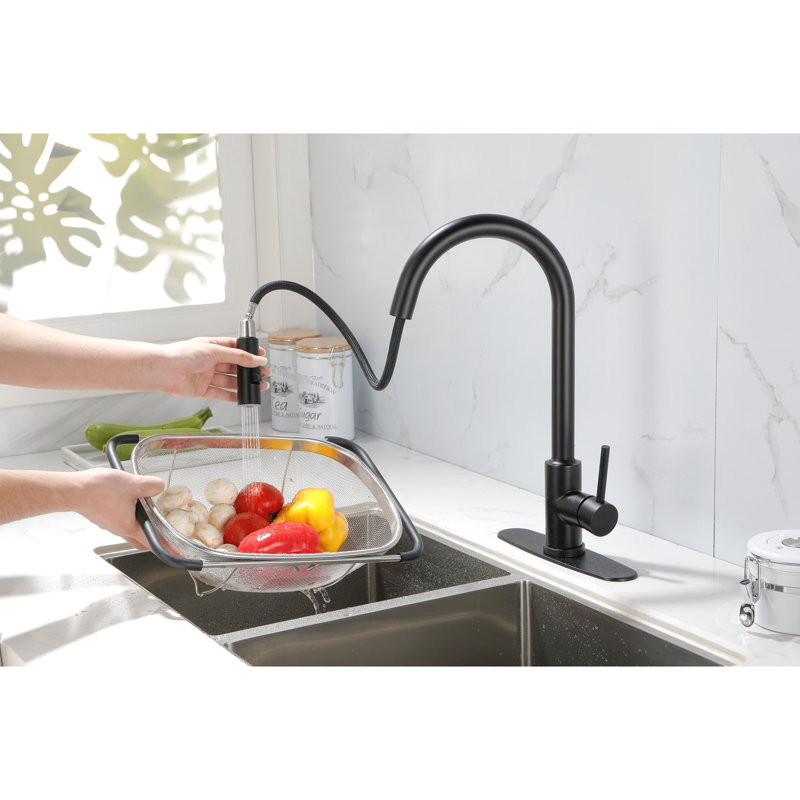 Robinet de cuisine noir mat avec tête de pulvérisation rétractable - Acier inoxydable, buse rotative à 360 °, surface de corrosion et de rouille, poignée simple pour une régulation pratique de la température du débit d'eau