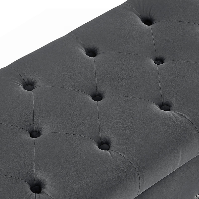 Tufted Bench With Storage