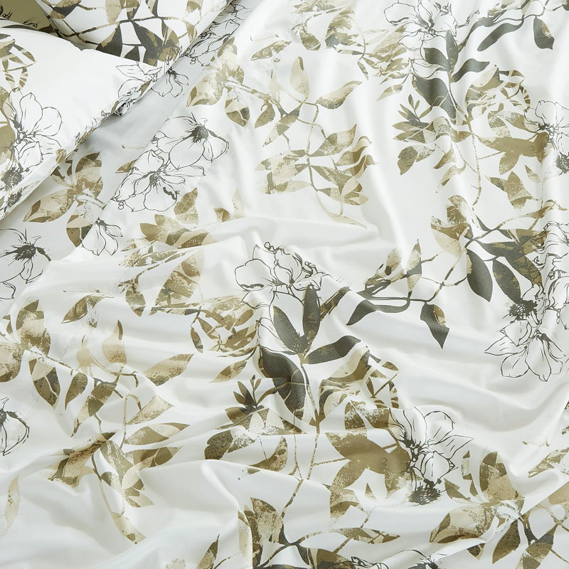 Julia Floral Printed Microfiber Comforter Set, Full Comforter + 2 Standard Shams
