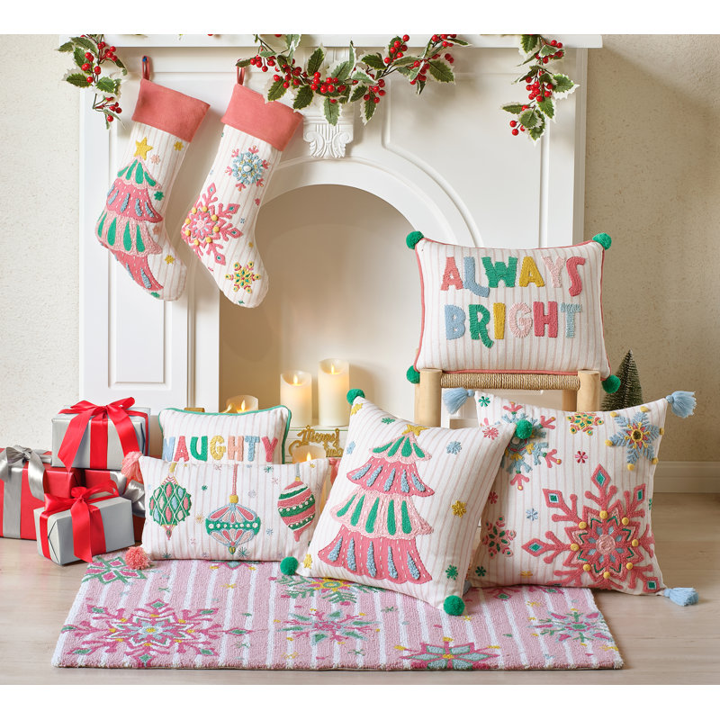 Coussin brodé réversible Naughty/Nice de Holiday Bright, Naughty/Nice