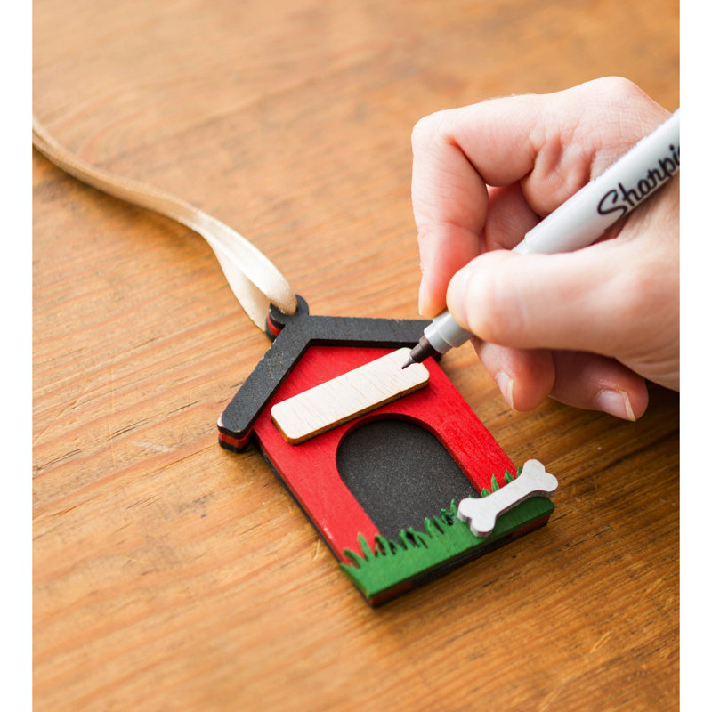 Ornement en bois pour chien personnalisable