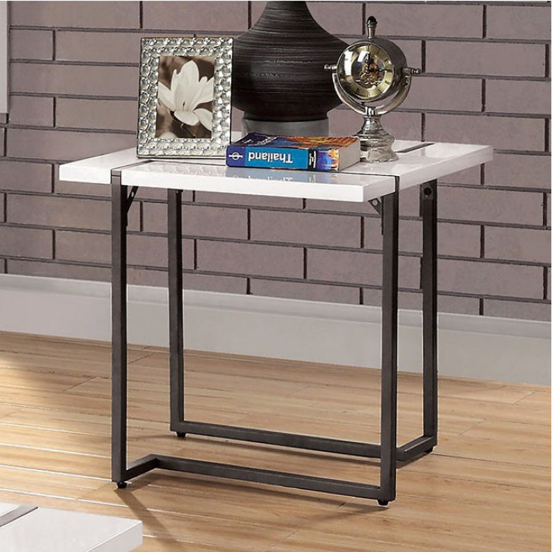 Antwayne End Table