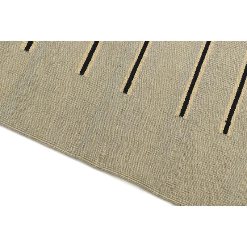 Tapis beige 4 pi 1 po x 6 pi 1 po