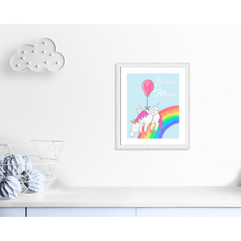 Believe in Magic 1, impression sur papier, H 24,5 po x l 20,5 po x P 0,6 po, Encadré plat à grain de bois blanc