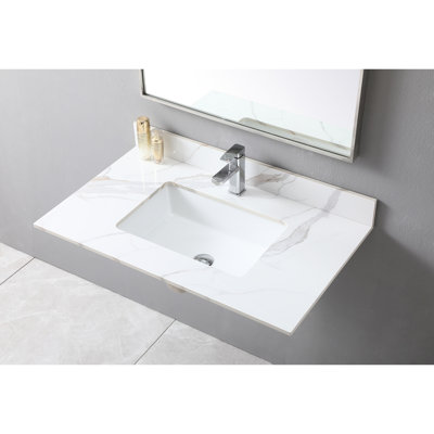 Dessus de meuble-lavabo de 37 po de finition or avec finition en pierre frittée, lavabo rectangulaire en céramique et trou de robinet - option tendance en pierre 37 po