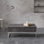 Table basse contemporaine de style contemporain avec rangement double à plateau relevable, finition chêne gris neutre et base en métal chromé, largeur de 47 pouces