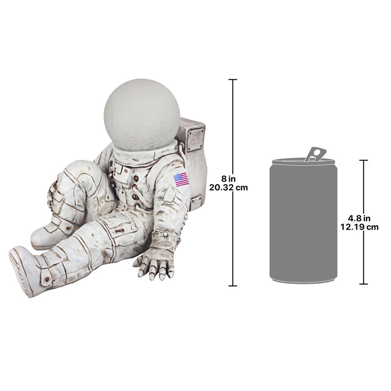 Sculpture astronaute éclairée