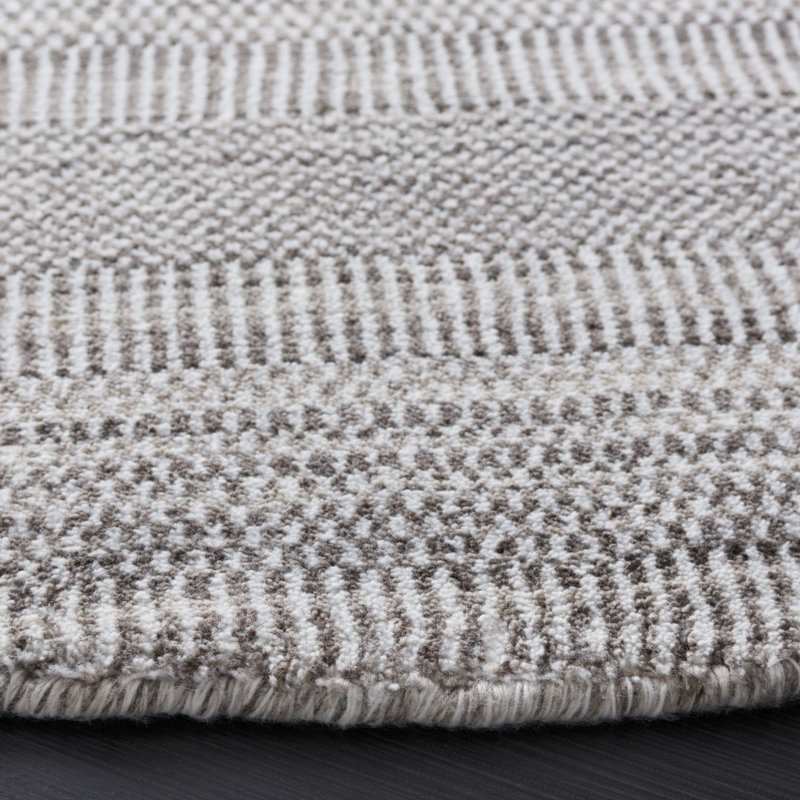 Bliven Hand Loomed Performance Solid Color Rug, Round 6'