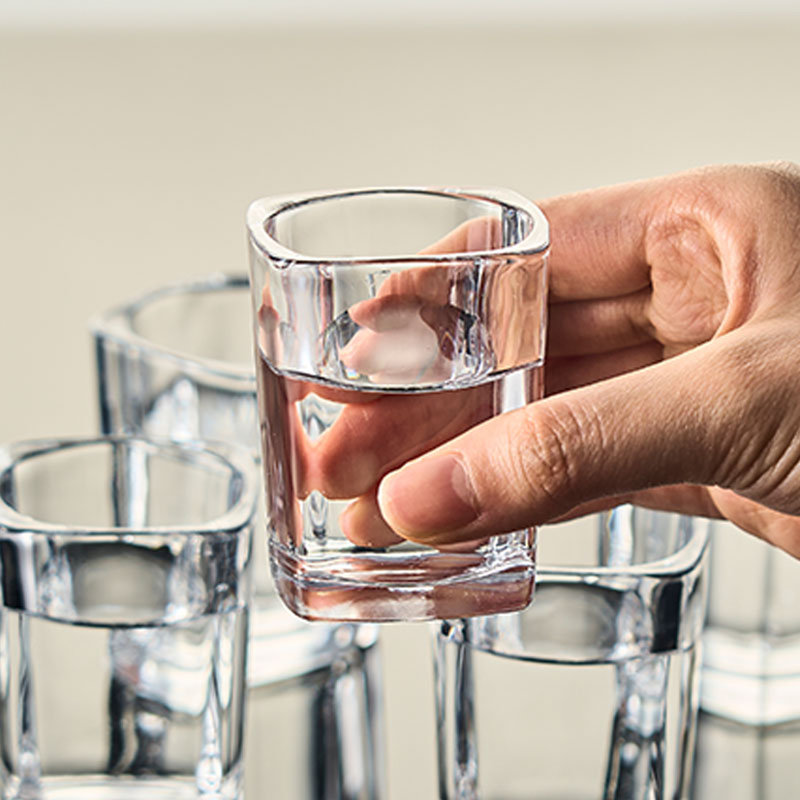 Ensemble de 6 verres à liqueur et support - Verres à tequila 2 oz avec base lourde - Cadeau pour homme, fête des pères