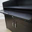 Pupitre de pupitre multimédia 41 po x 30,3 po x 48 po avec armoire, tiroir latéral, plateau à clavier noir pré-commandé seulement 119704 - Podium assemblé
