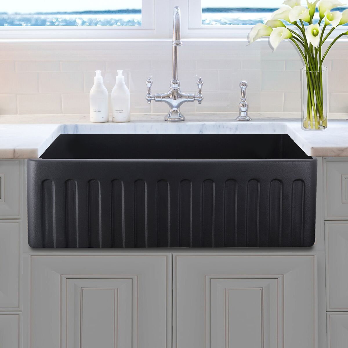 Vineyard 33" Apron Farmhouse Kitchen Sink, Matte Black
