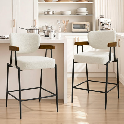 Tabouret de bar enveloppant en noyer avec siège rembourré