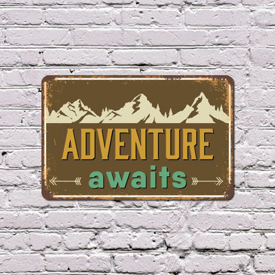 «Adventure» attend une affiche en plastique de 11 po x 17 po