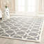 Tapis gris / ivoire touffeté à la main à motif géométrique d'Igna-202954816