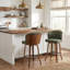 Tabouret de comptoir pivotant rembourré avec structure en bois Devaney-123161751