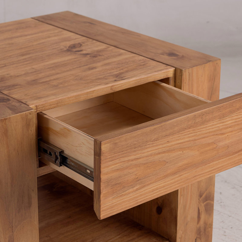 Table d'appoint couleur chêne