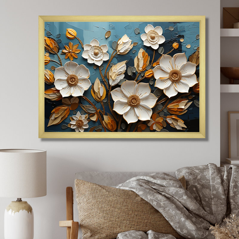 «White and Gold Charming Spring Flower Elegance IV», art mural fleurs, Cadre d'angle fermé doré, H 24 po x l 32 po x P 1 po