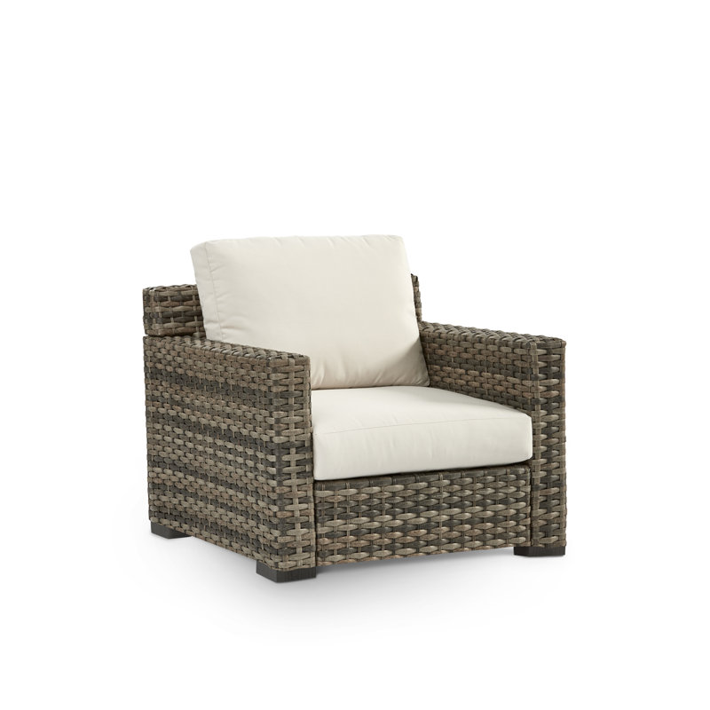 Chaise de patio avec coussin Sunbrella Varney, Tissage uni ardoise coulée Sunbrella®