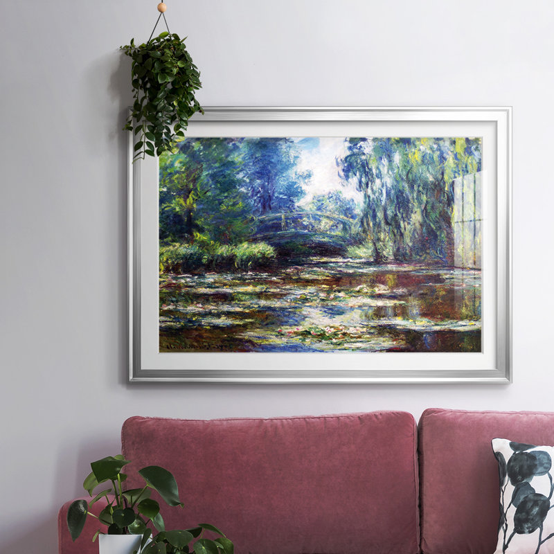 «Water Lillies In Monets Garden» encadré sur papier par Claude Monet, Argent, H 19 po x l 27 po x P 1,5 po