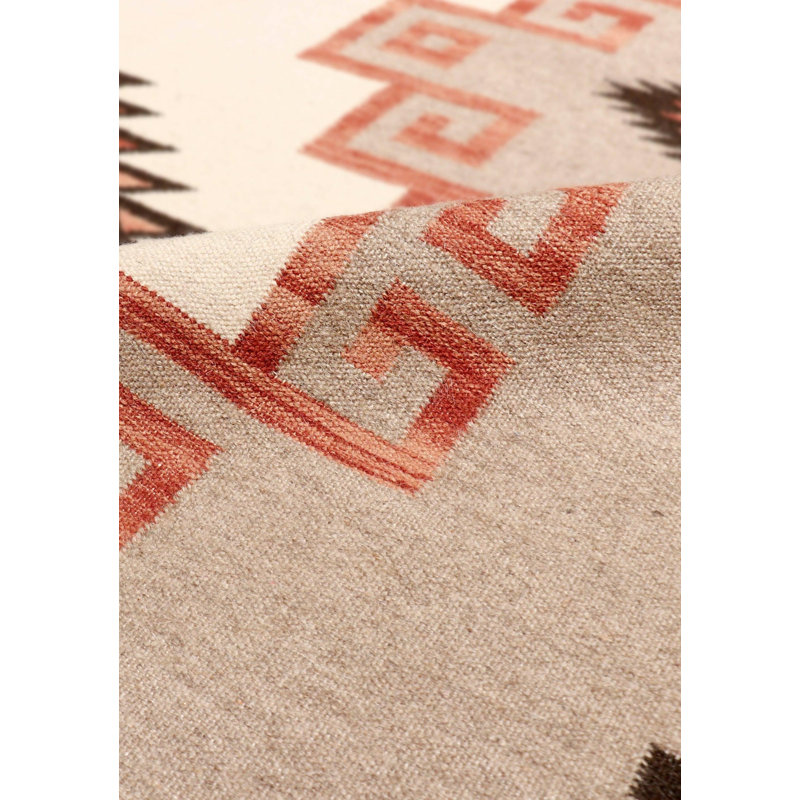 Geometric Area Rug in Ivory
