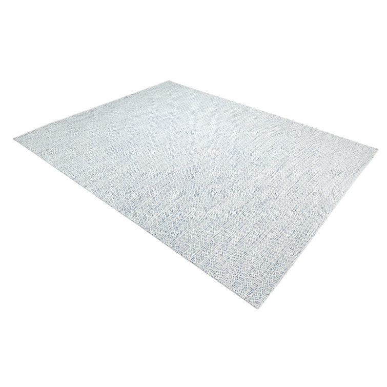 Chatham Geometric Area Rug in Ivory/Blue
