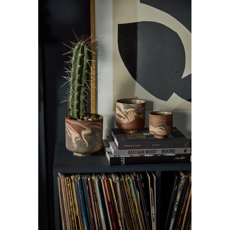 Wilburg Pot, 4.25" H x 4" W x 4" D