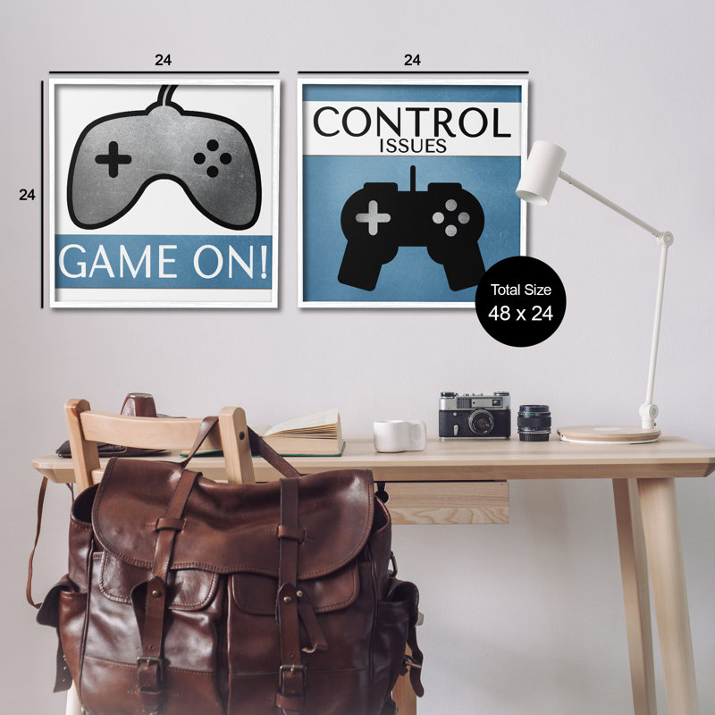 «Control questions Gamer 2 PC» par Kim Allen, Estampe numérique encadrée blanc bord de mer, H 24 po x l 24 po