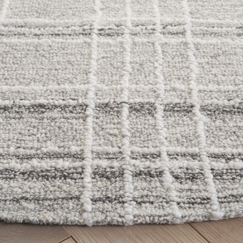 Tapis Fionnbharr, Rond 6 pi