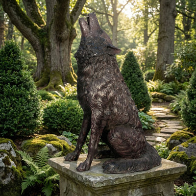 Ducale Wolf Metal Garden Statue