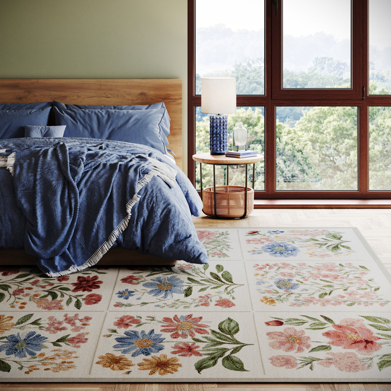 Solari Floral Indoor/Outdoor Rug, Rectangle 8' x 10'