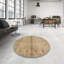 Tapis brun-775580864