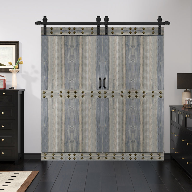 Porte de grange pliante en bois massif de style Mid-Bar 4 panneaux avec quincaillerie - assemblage requis, Tonneau vieilli