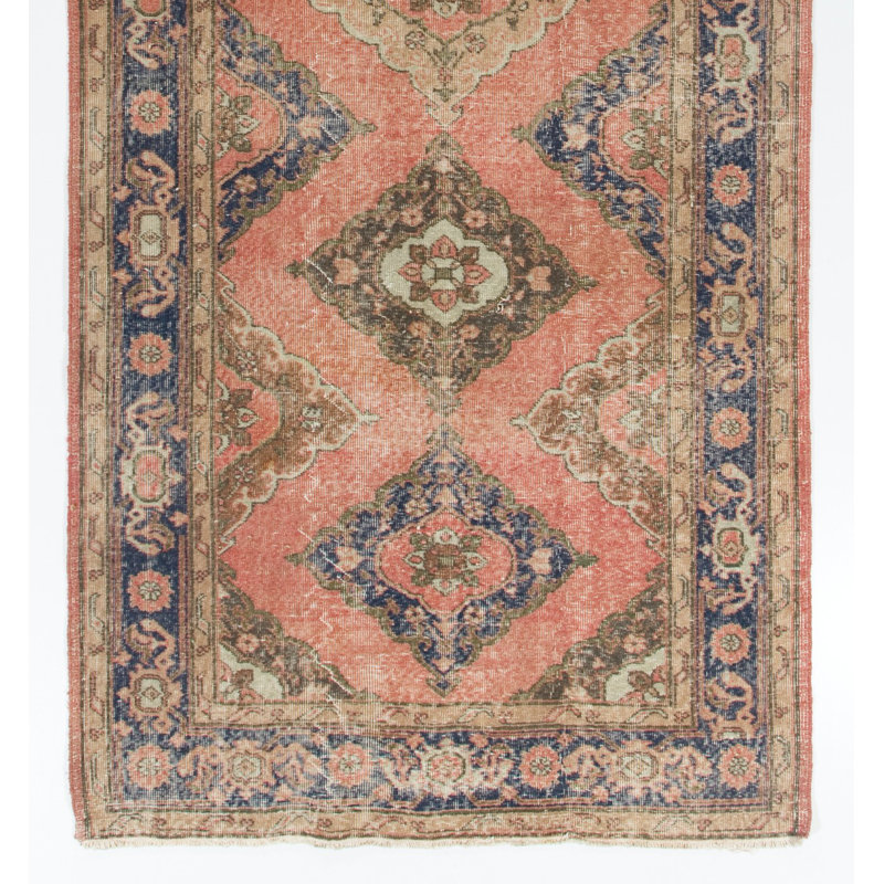 Tapis de couloir turc fabriqué à la main de style milieu du 20e siècle pour le couloir
