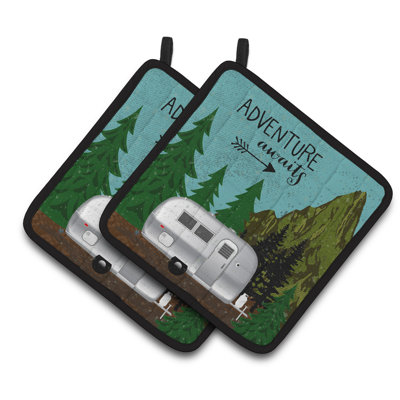 Caroline's Treasures Potholder Set