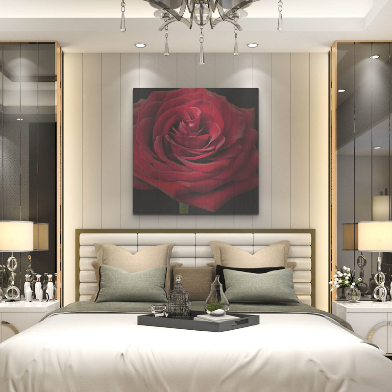 «Red Rose 02» par Tom Quartermaine, art mural en métal, H 36 po x l 36 po