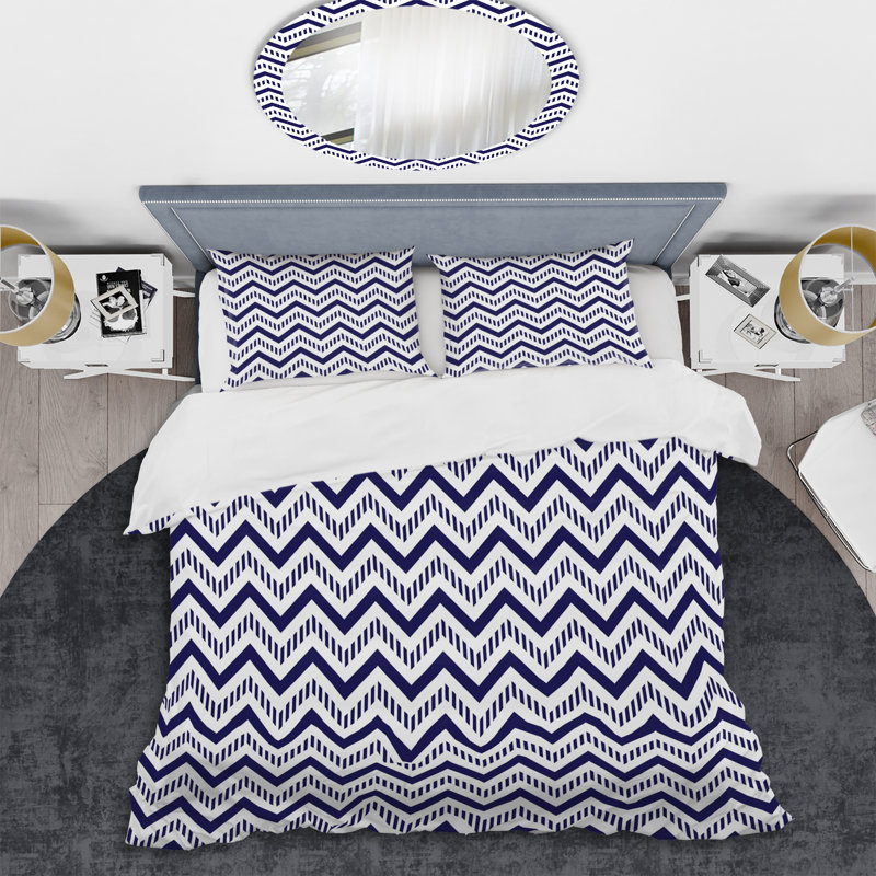 Black Dots Chevron - Abstract Duvet Cover Set - Microfiber Polyester, Queen Duvet Cover + 2 Standard Shams