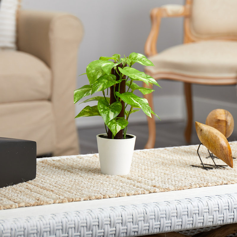 Plante artificielle 9 po en pot