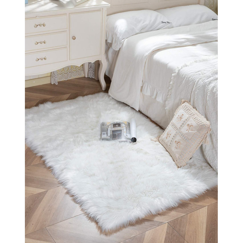 Tapis blanc à poils longs Haja Fluffy, Rectangle 9 pi x 12 pi