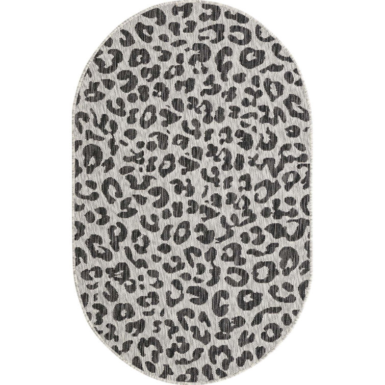 Munguia Animal Print Indoor / Outdoor Rug