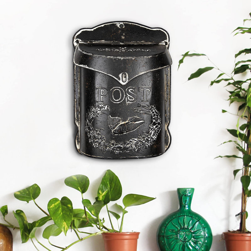 Boîte aux lettres noire