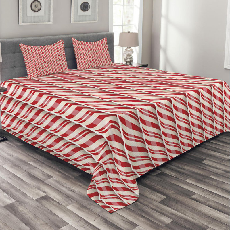 Red and Cream Candy Cane King Quilt Set with Shams