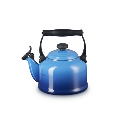 Le Creuset Traditional Kettle with Fixed Whistle 2.1L