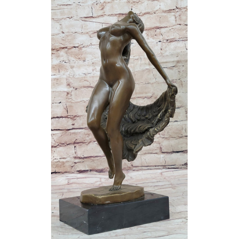 Tenae Figurines & Sculptures