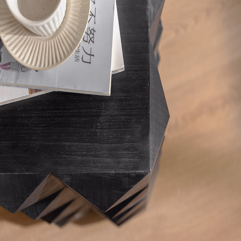 Table d'appoint rétro à motif tridimensionnel en relief de 23,62 po de hauteur Retro Furniture, Noir