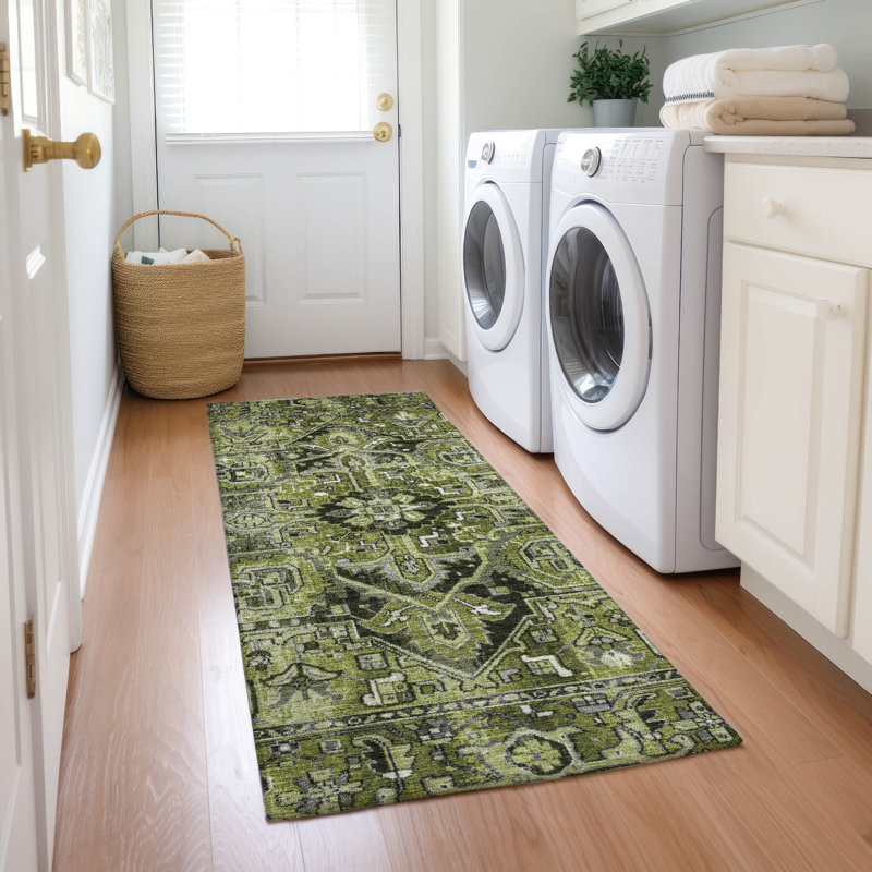 Washable Oriental Indoor / Outdoor Rug, Runner 2'3" x 7'6"