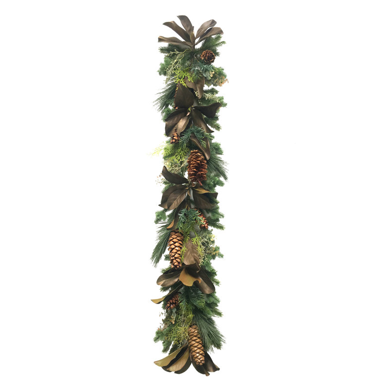 MIXED MAGNOLIA LEAF AND PINE GARLAND