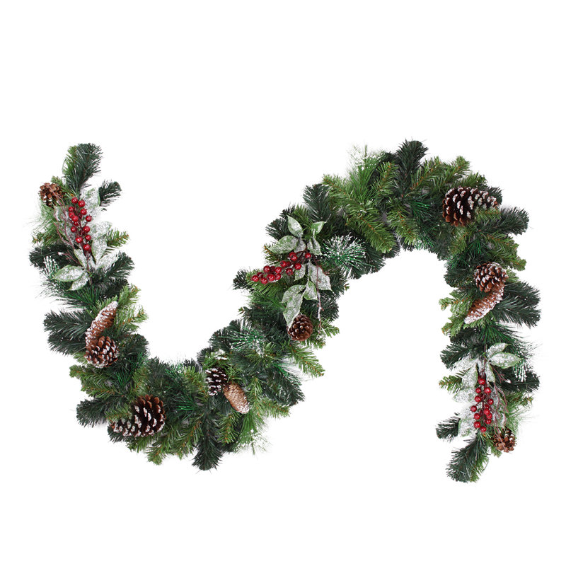 Guirlande de Noël artificielle pré-décorée 6 pi x 9 po non éclairée